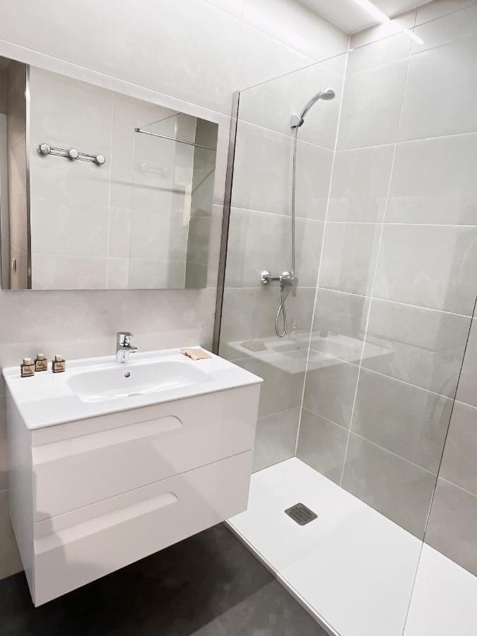 Confort Consuegra Sauna Apartamento *
